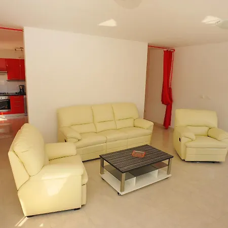 Holiday Home Villa Teta *